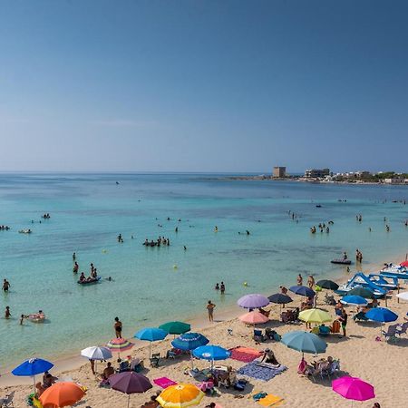 On The Beach توري لابيلو المظهر الخارجي الصورة